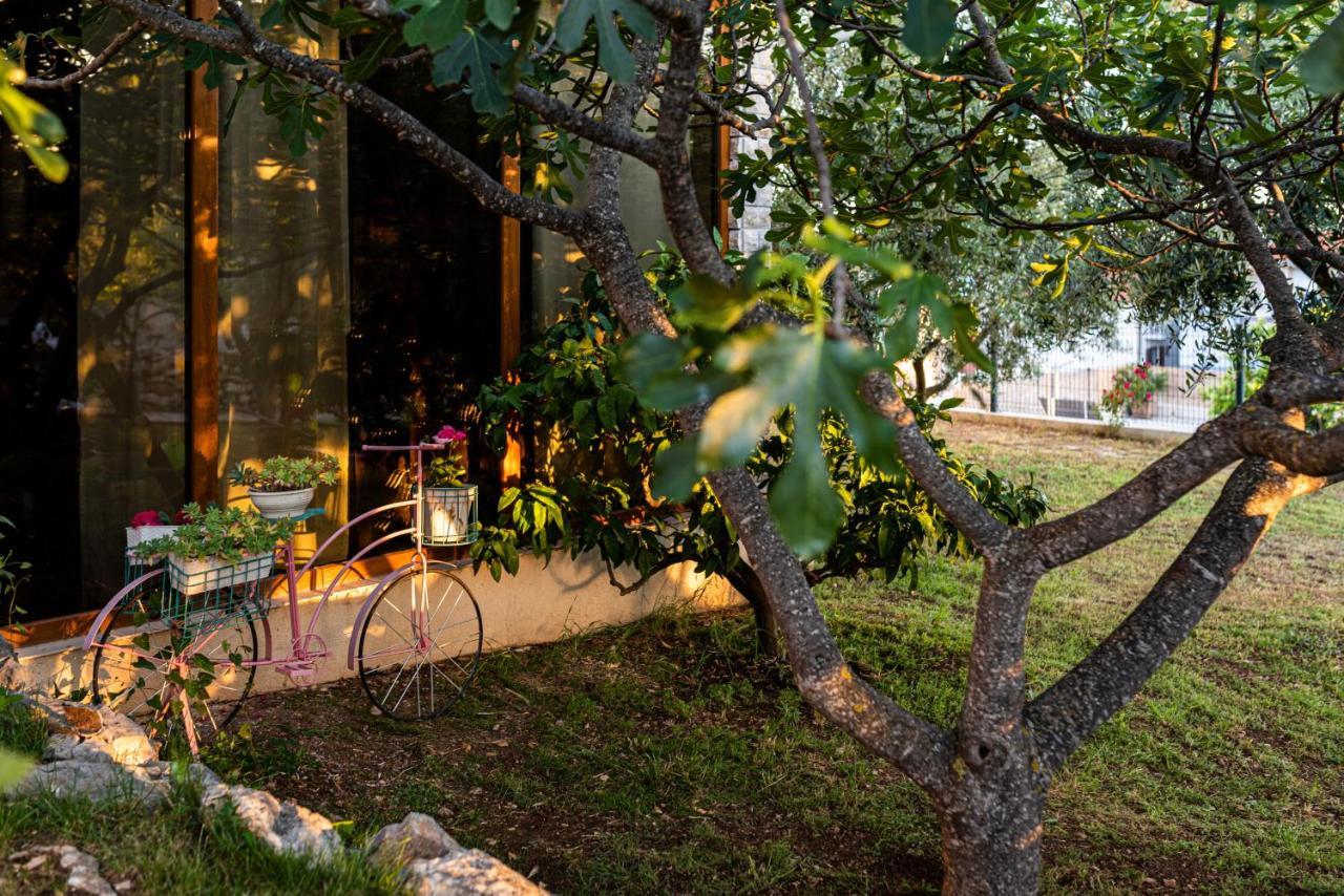 Villa Sun Gardens à Šibenik Extérieur photo